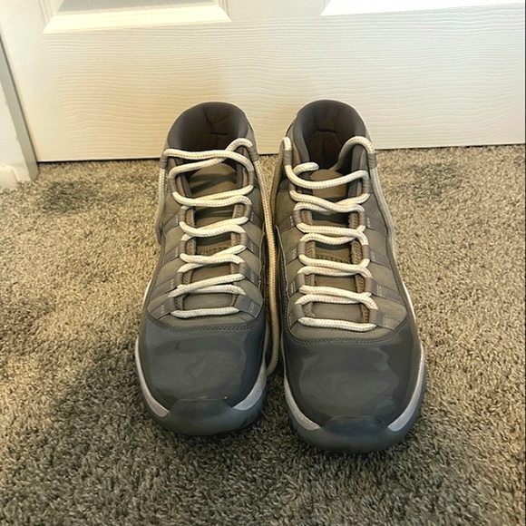 Air Jordan 11 Retro 'Cool Grey' 2021 - Picture 5 of 8